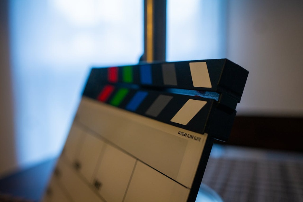 claquete representando a programação do Telecine Cult