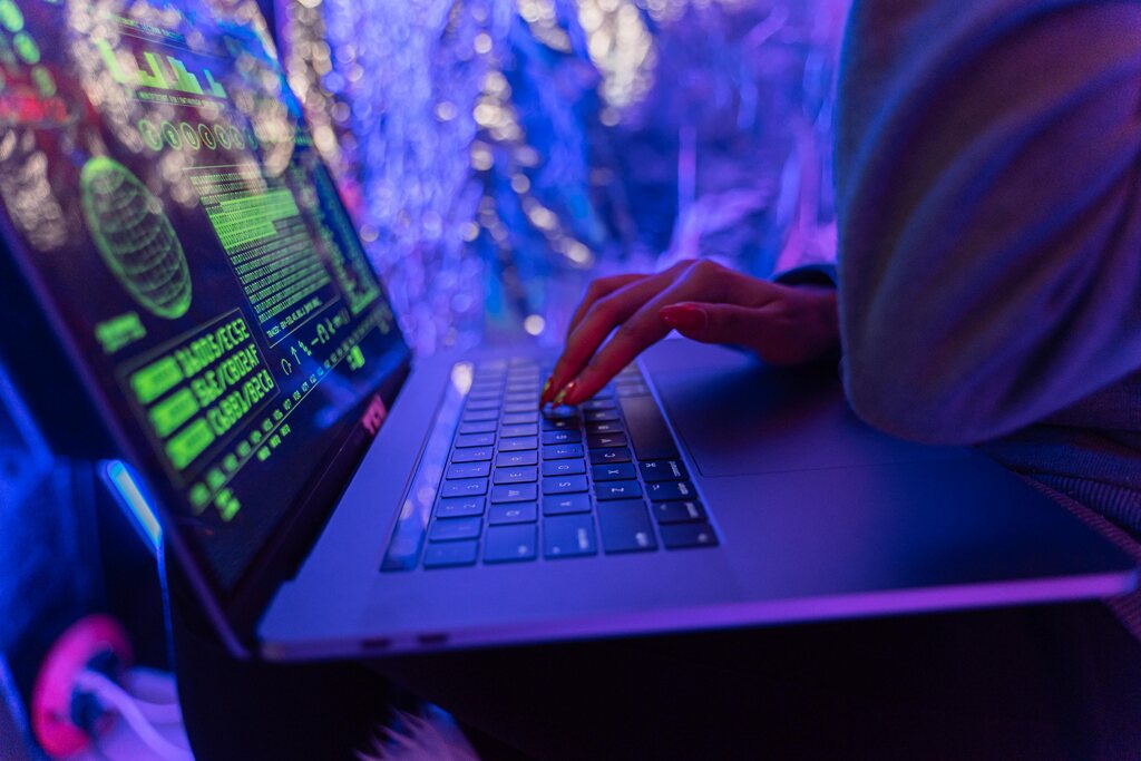tela de notebook representando o que é malware