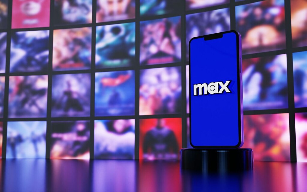 tela de celular aberta no HBO Max